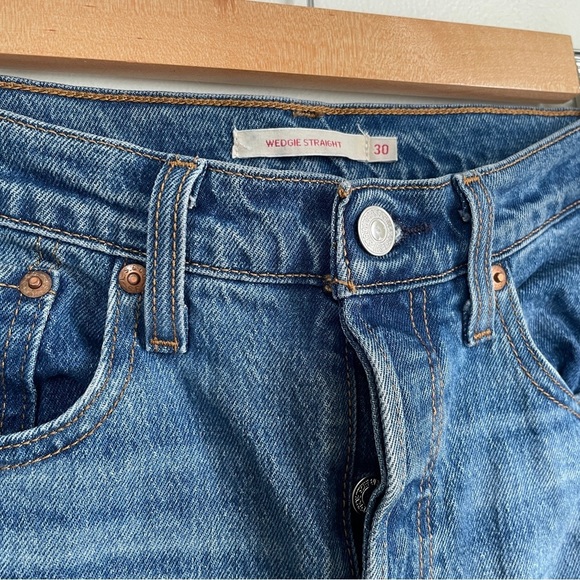Levi’s wedgie straight jeans - Picture 2 of 7